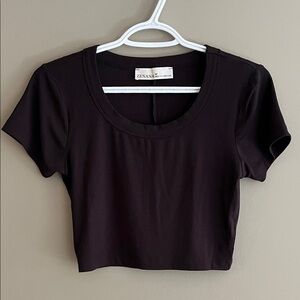 Zenana Outfitters Black Ribbed Short Sleeve Crop Top size medium